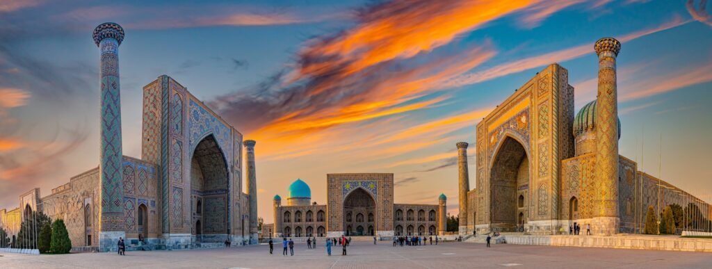 Registan,,An,Old,Public,Square,In,The,Heart,Of,The